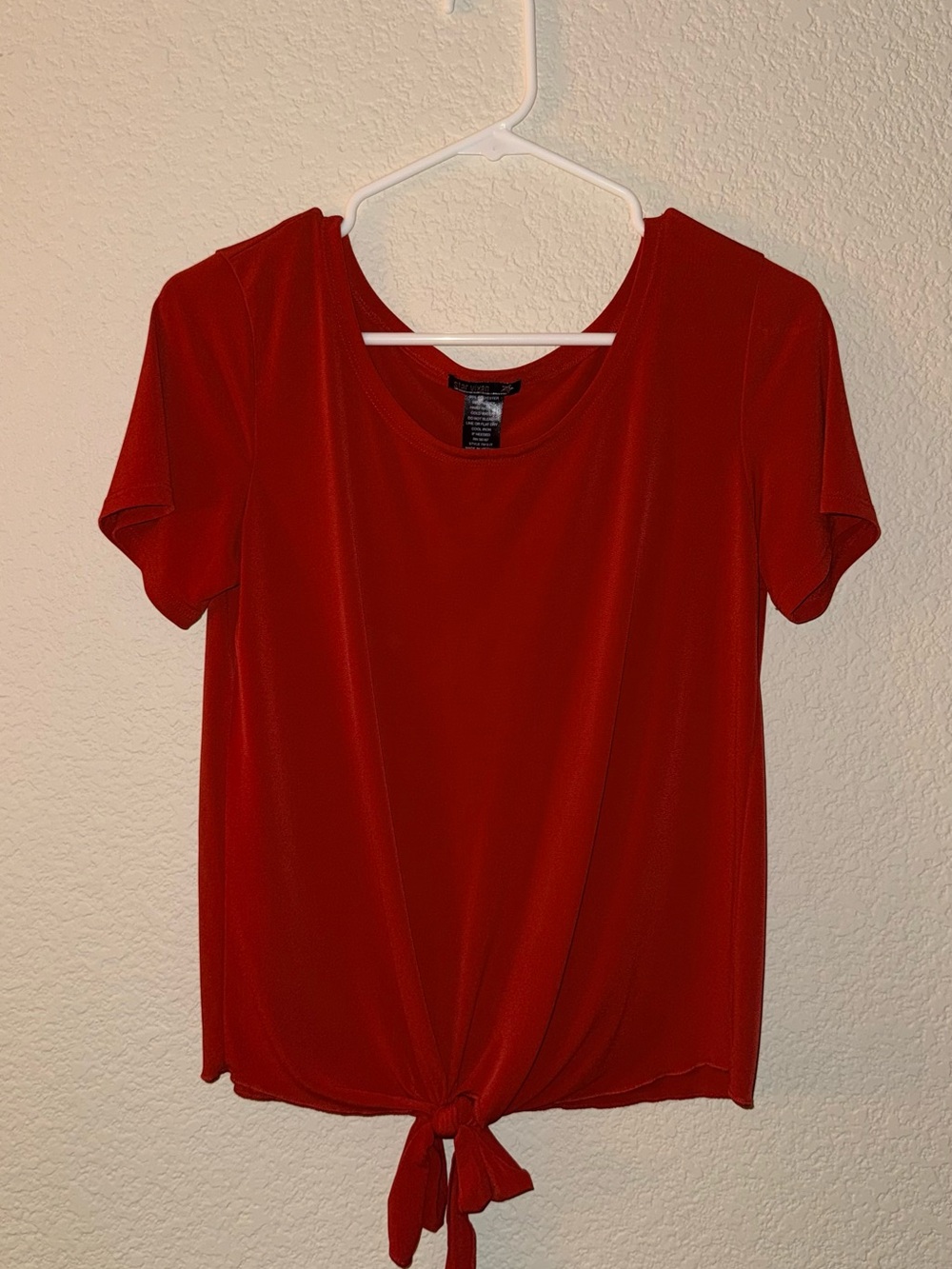 Star Vixen Red Short Sleeve Tie-Front Blouse
